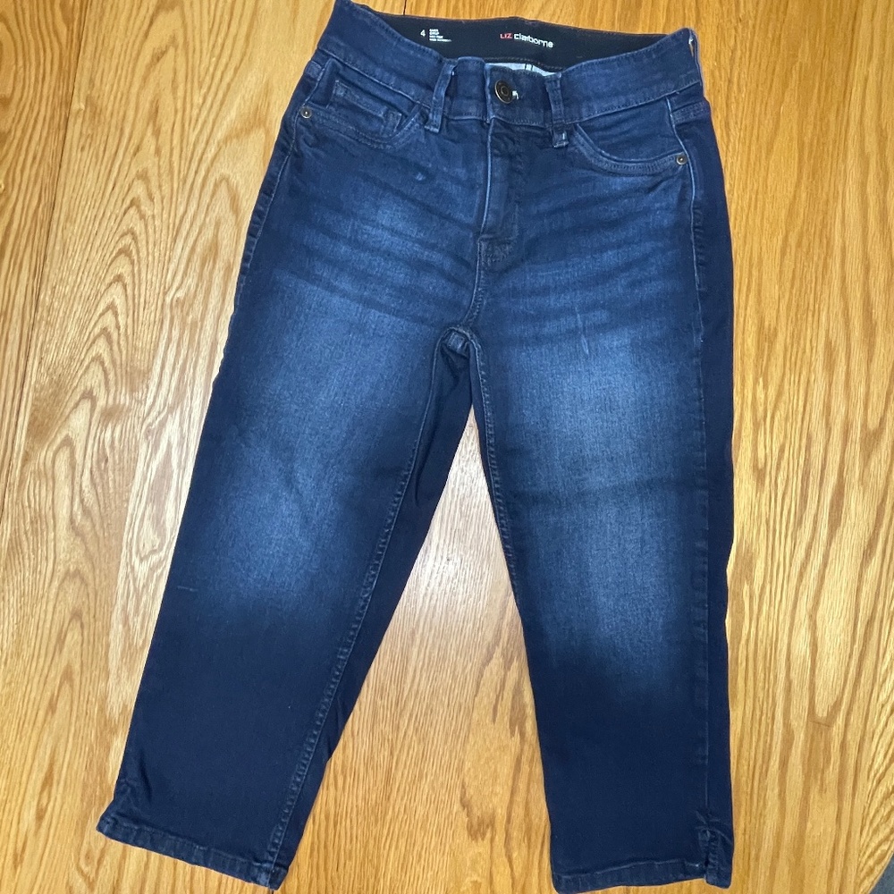 Liz Claiborne "SARA" Denim Capris/Crops Women's Size 4